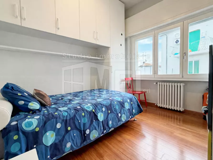 Immagine 33 di Appartamento in vendita  in Piazza Cappiello 7 a Livorno