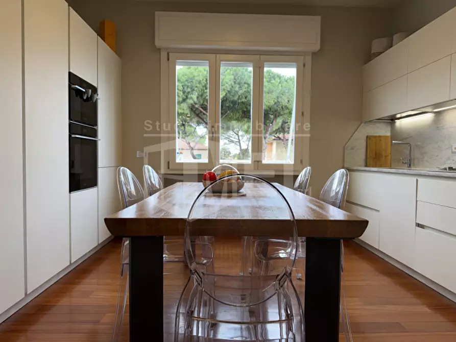 Immagine 39 di Appartamento in vendita  in Piazza Cappiello 7 a Livorno