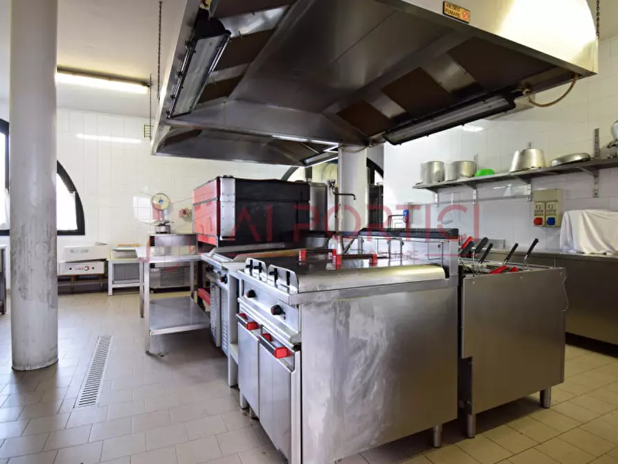 Immagine 14 di Negozio in affitto  in Via Aldo Moro a Brugine