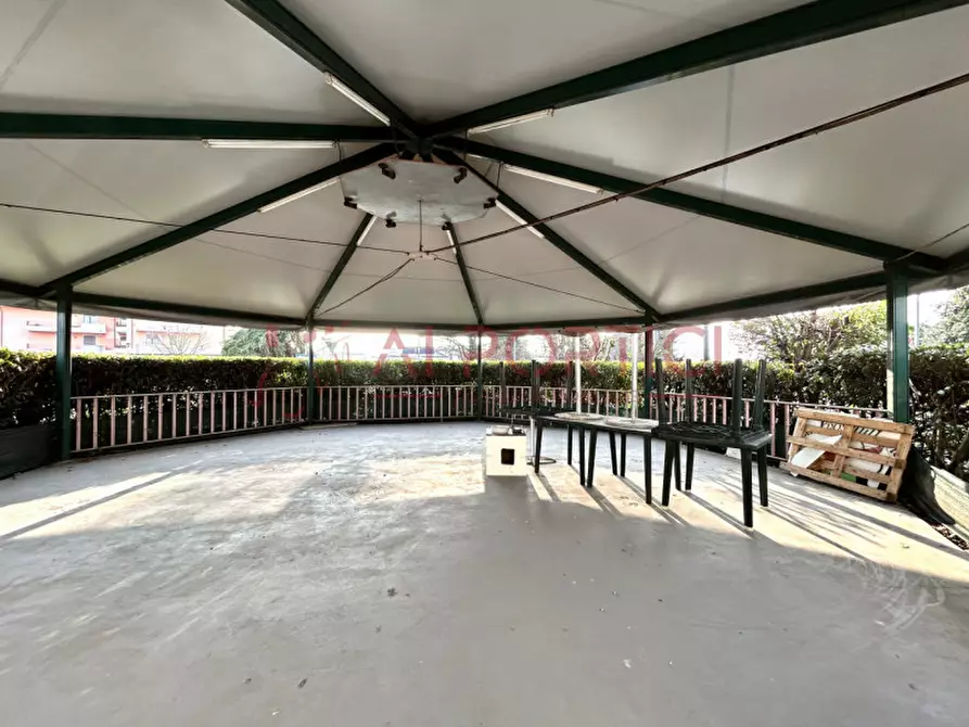 Immagine 16 di Negozio in affitto  in Via Aldo Moro a Brugine