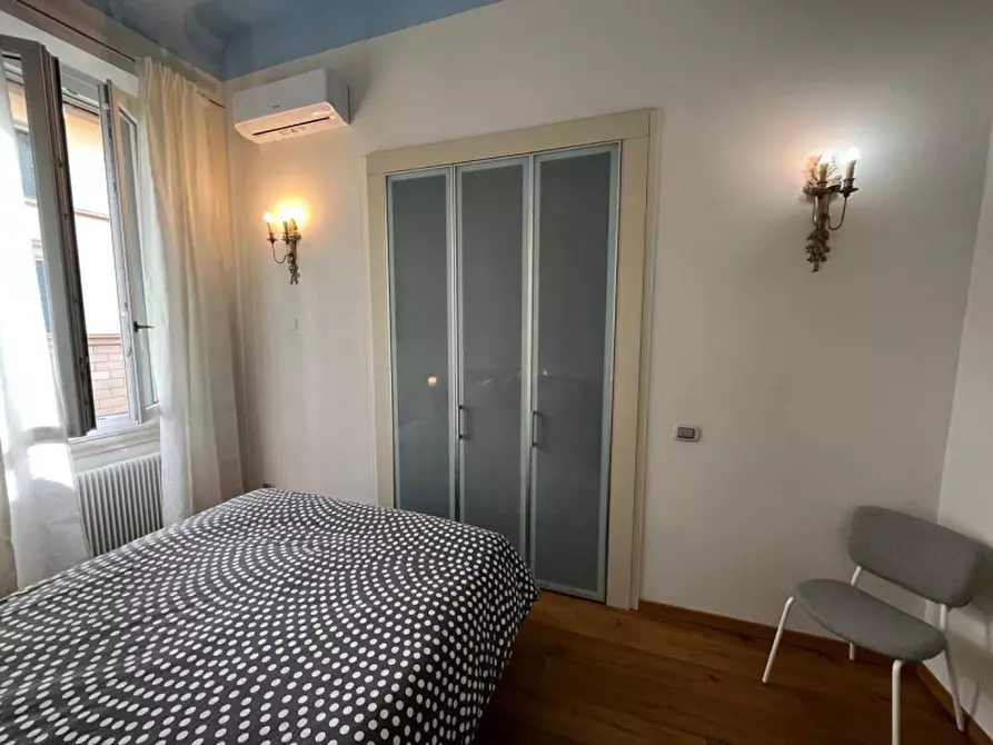 Immagine 13 di Appartamento in affitto  in PIAZZA BECCARIA a Firenze