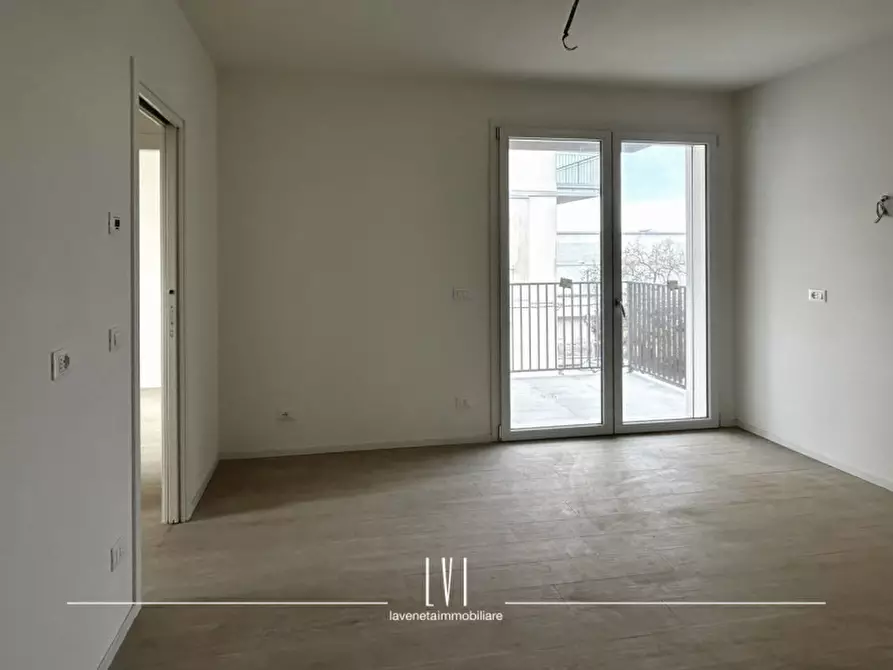 Immagine 4 di Appartamento in vendita  in Via Bassano a Jesolo