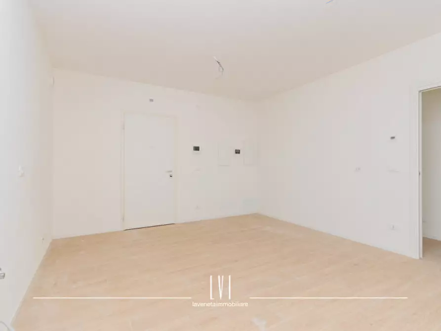 Immagine 23 di Appartamento in vendita  in Via Bassano 2 a Jesolo