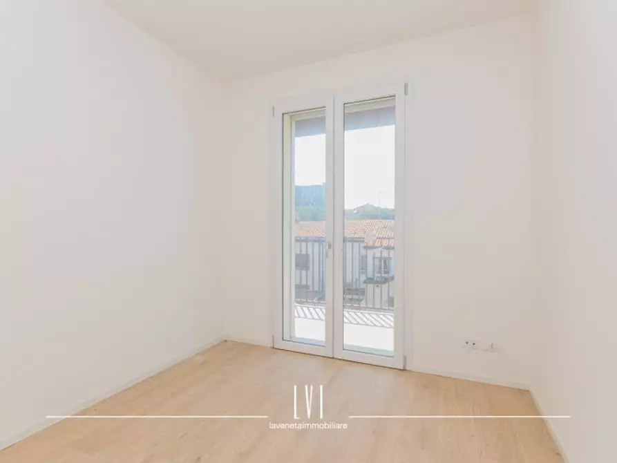 Immagine 27 di Appartamento in vendita  in Via Bassano 2 a Jesolo