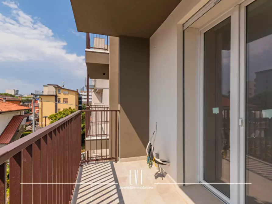 Immagine 29 di Appartamento in vendita  in Via Bassano 2 a Jesolo