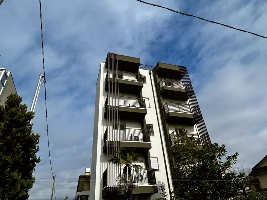 Immagine 45 di Appartamento in vendita  in Via Bassano a Jesolo