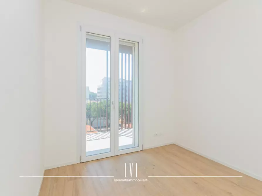 Immagine 30 di Attico in vendita  in Via Bassano 2 a Jesolo