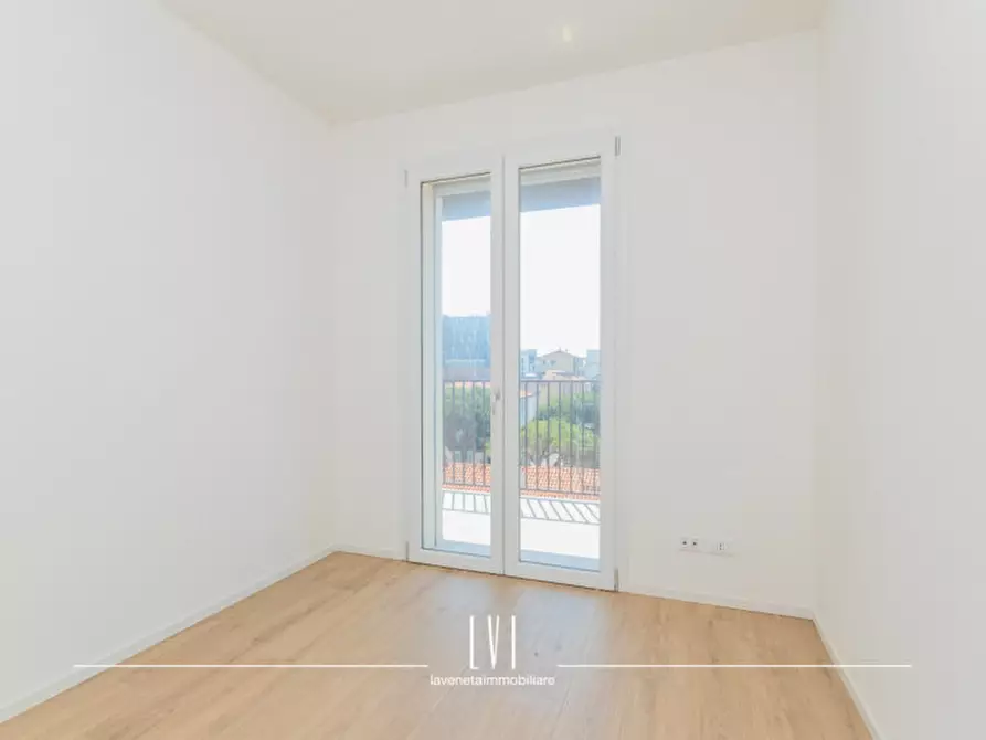Immagine 32 di Attico in vendita  in Via Bassano 2 a Jesolo