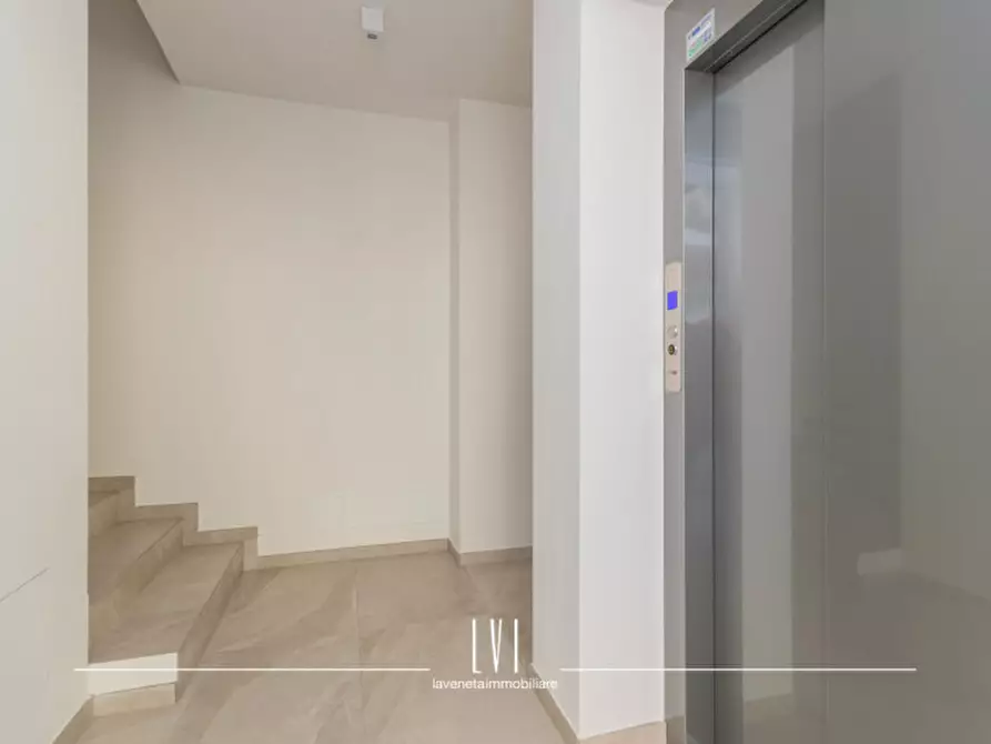 Immagine 50 di Attico in vendita  in Via Bassano 2 a Jesolo