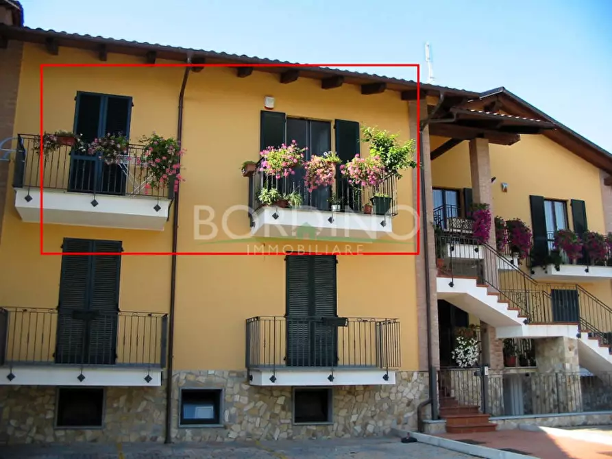 Immagine 1 di Appartamento in vendita  in Via Quattro Novembre snc a Magliano Alfieri