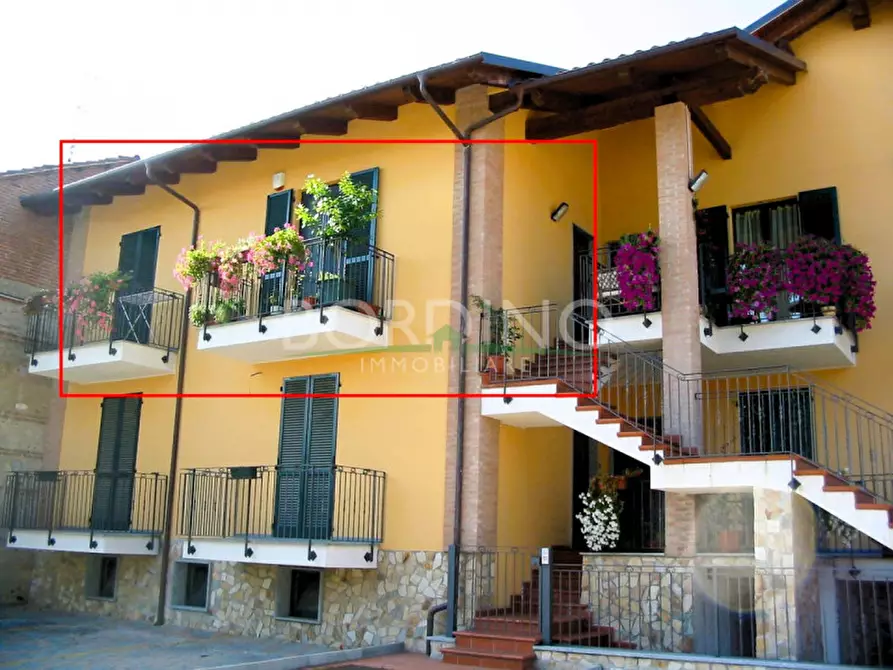 Immagine 2 di Appartamento in vendita  in Via Quattro Novembre snc a Magliano Alfieri