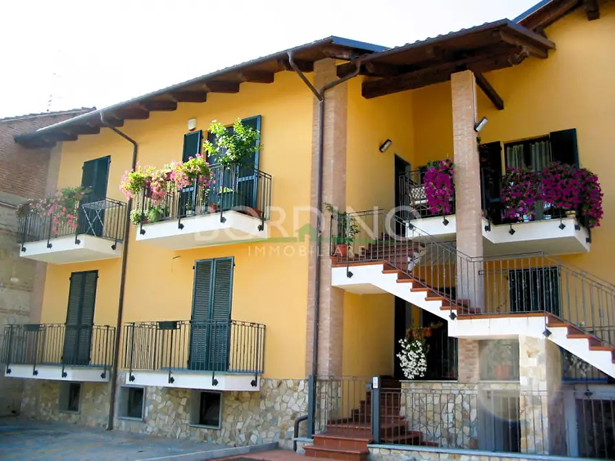 Immagine 37 di Appartamento in vendita  in Via Quattro Novembre snc a Magliano Alfieri