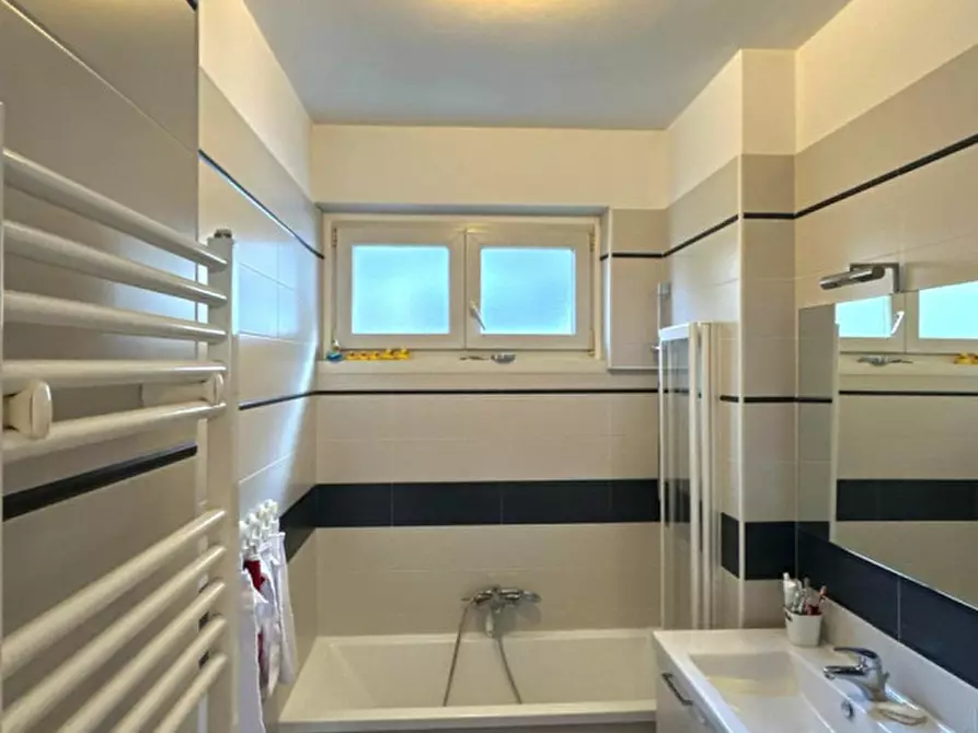 Immagine 6 di Appartamento in vendita  in Via Pietralba - Weißensteiner Straße 3 a Bolzano