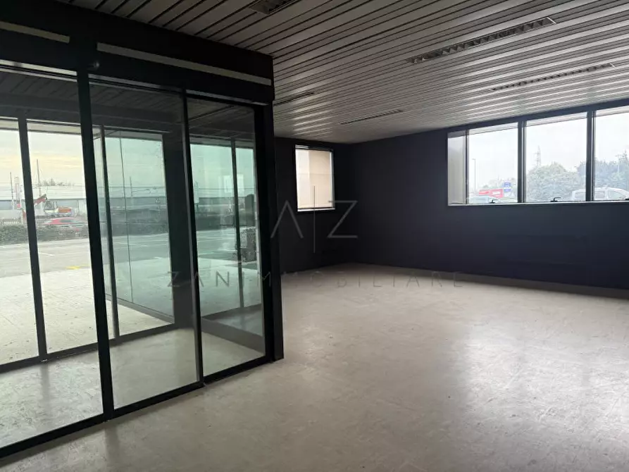 Immagine 1 di Capannone industriale in affitto  in Via Provinciale 37 a Carmignano Di Brenta