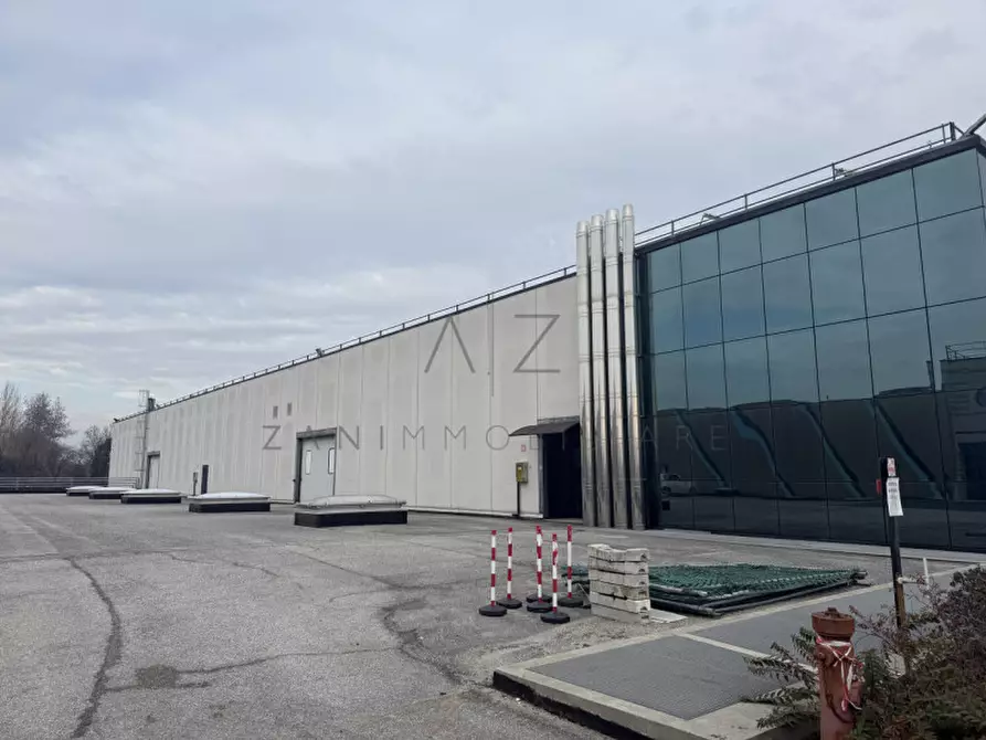 Immagine 3 di Capannone industriale in affitto  in Via Provinciale 37 a Carmignano Di Brenta