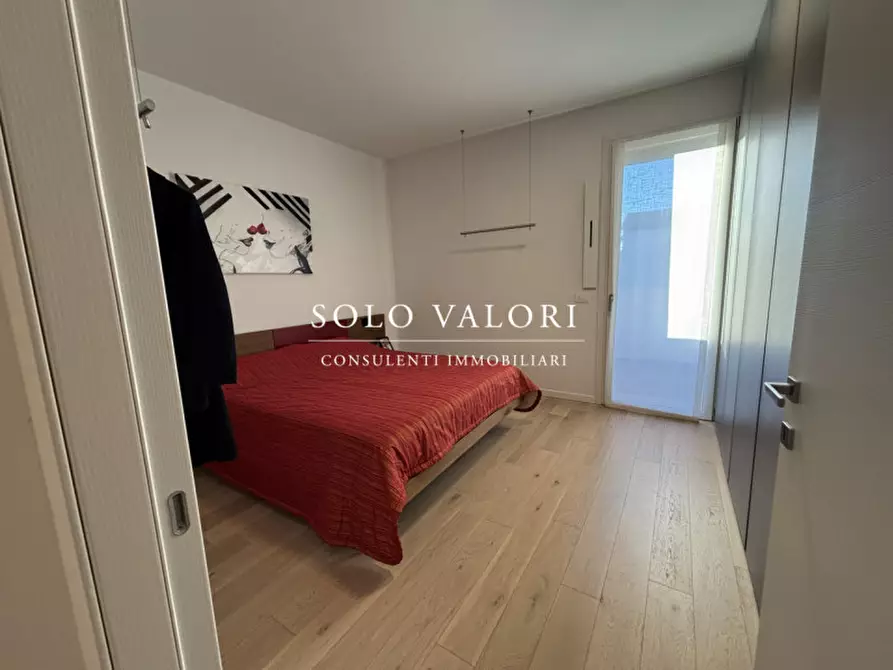 Immagine 9 di Casa bifamiliare in vendita  a Castelfranco Veneto