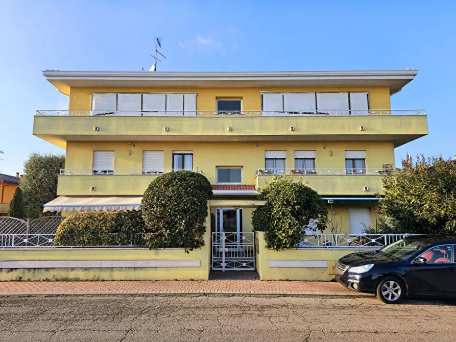 Immagine 1 di Appartamento in vendita  in VIA EMILIA a Solesino