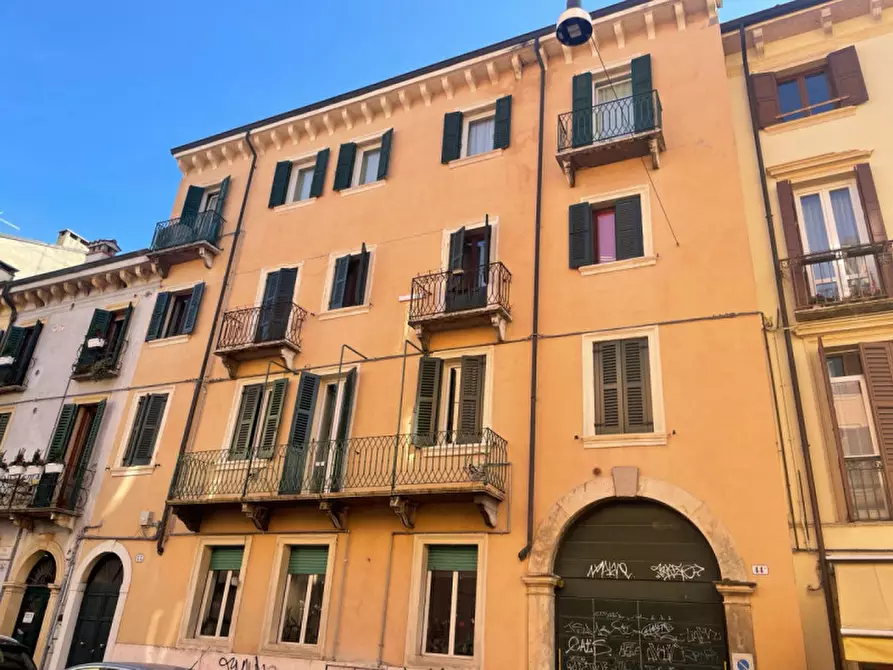 Immagine 8 di Appartamento in affitto  in via scrimiari a Verona