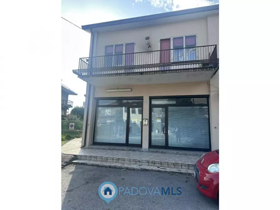 Immagine 10 di Negozio in vendita  in via fornaci, 221 a Padova