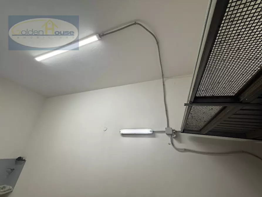 Immagine 5 di Garage in vendita  in Via Speranza 50 a Bologna