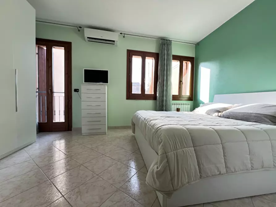 Immagine 17 di Casa indipendente in vendita  in Via Sottomarina a Chioggia