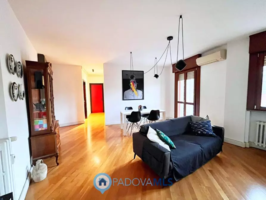Immagine 5 di Appartamento in vendita  in Via Ognissanti a Padova