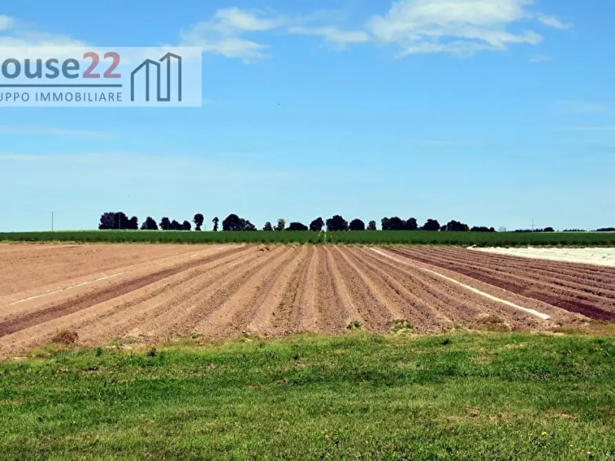 Immagine 1 di Terreno in vendita  in Strada di Casale a Vicenza