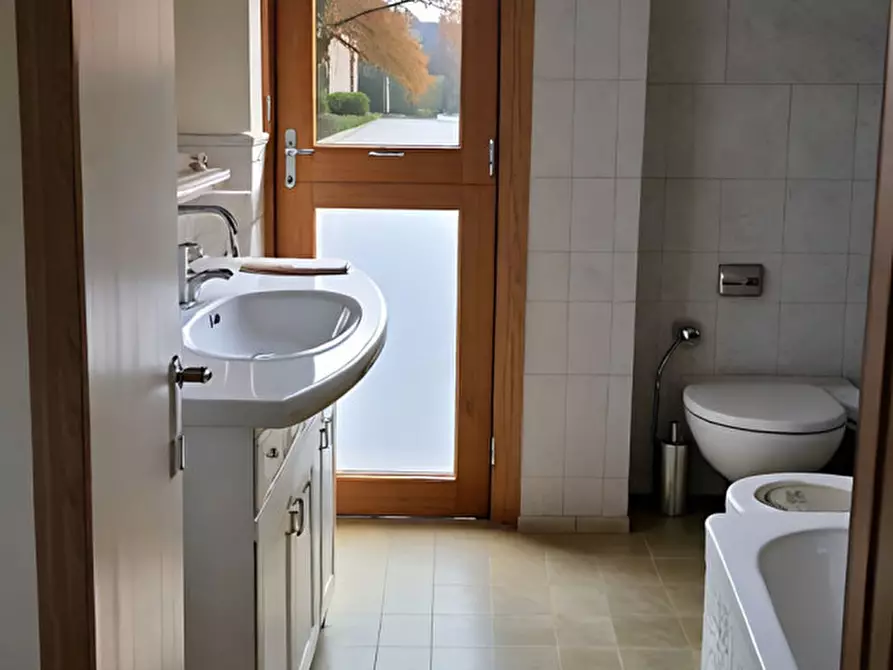 Immagine 9 di Appartamento in vendita  in Viale Luigi Luzzatti a Treviso