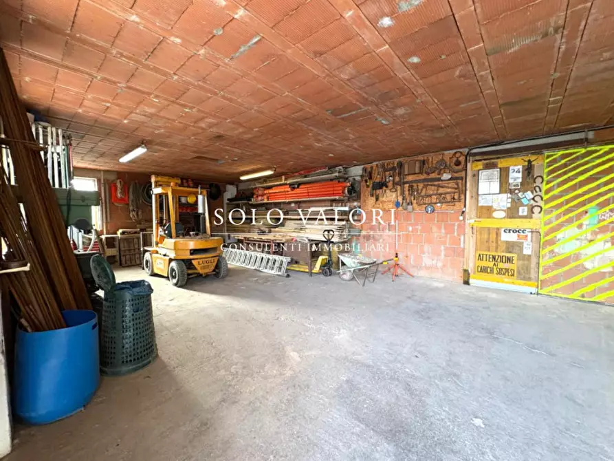 Immagine 2 di Magazzino in vendita  a Piombino Dese