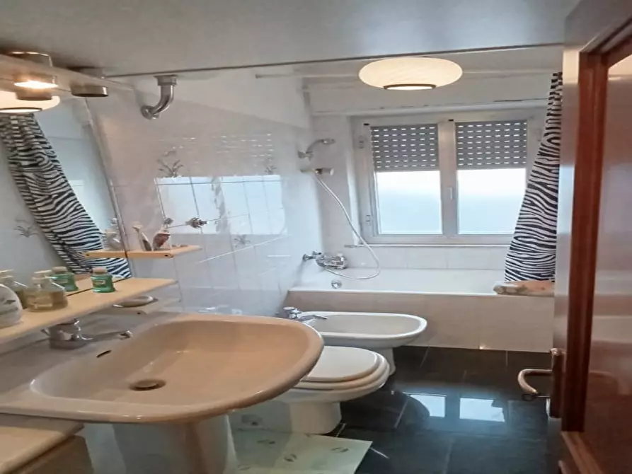 Immagine 14 di Appartamento in affitto  in Via Ernesto Stassano, 40 a Genova