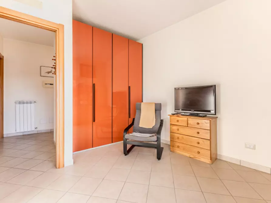 Immagine 15 di Appartamento in vendita  in VIA DI CASAL DEL MARMO 496 a Roma