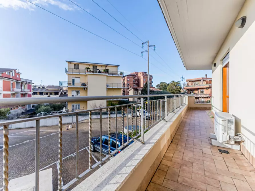 Immagine 23 di Appartamento in vendita  in VIA DI CASAL DEL MARMO 496 a Roma