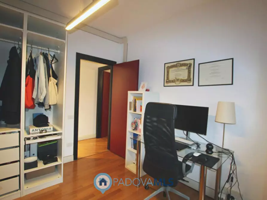 Immagine 18 di Appartamento in vendita  in Via Ognissanti a Padova