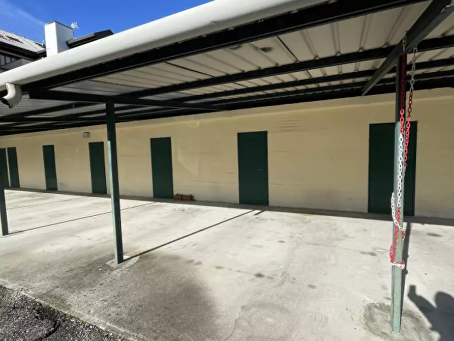 Immagine 16 di Appartamento in vendita  in Viale della Repubblica a Fiume Veneto