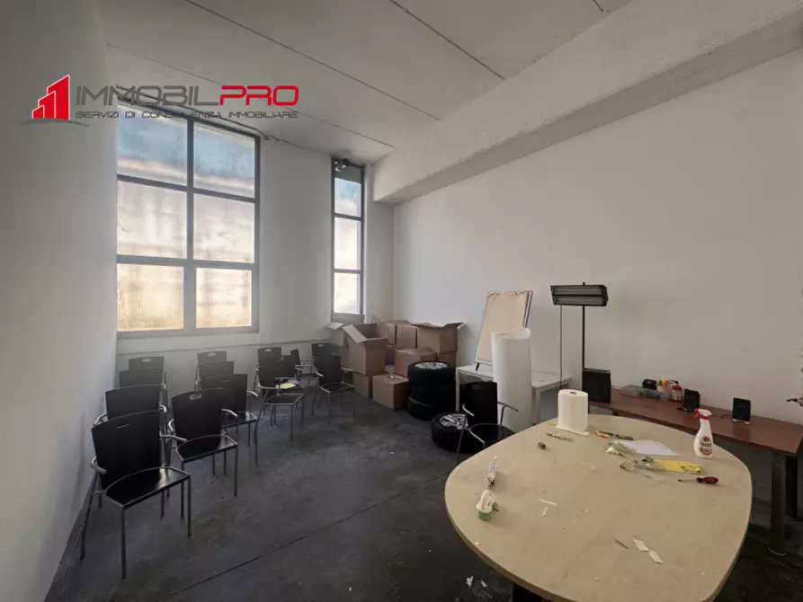 Immagine 6 di Magazzino in vendita  in Via del lavoro 40 a Malo