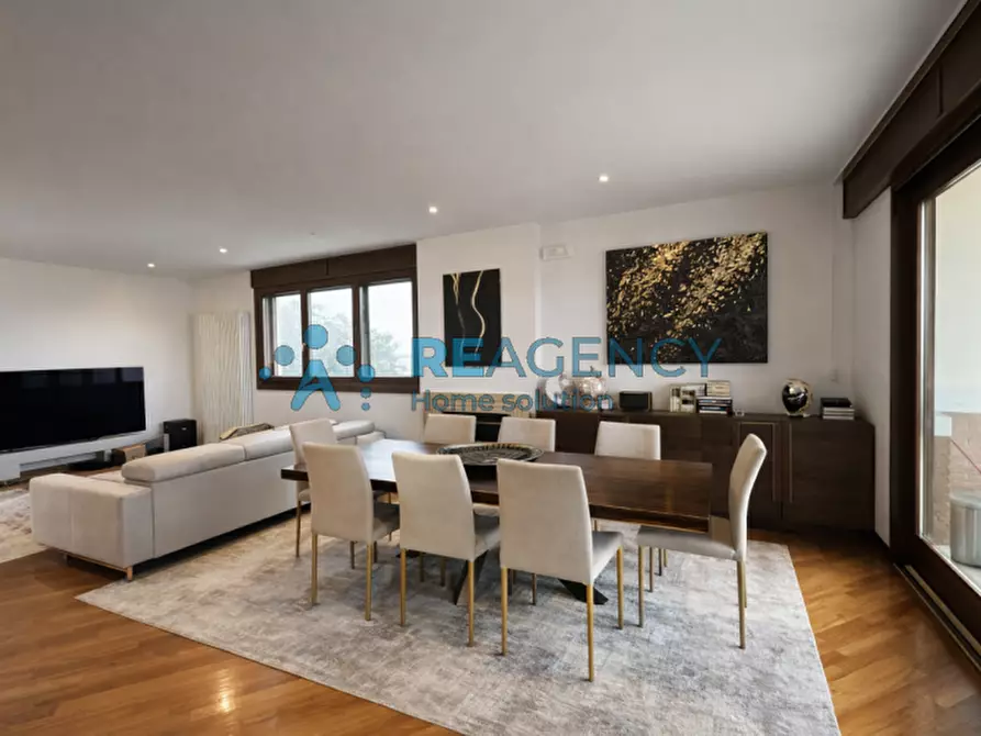 Immagine 1 di Attico in vendita  in Via Giovanni Durando a Vicenza