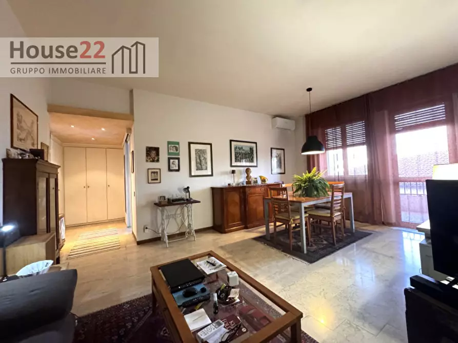 Immagine 3 di Appartamento in vendita  in Stradella dei Cappuccini 11 a Vicenza