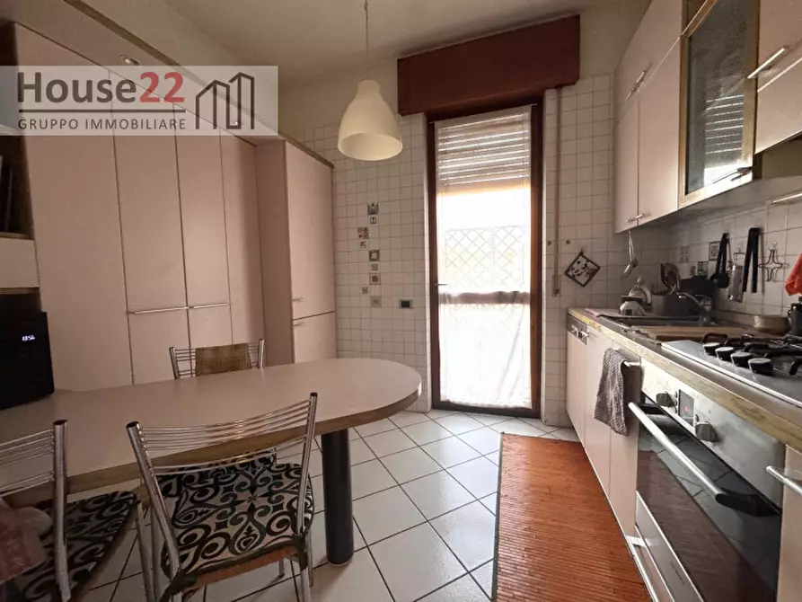 Immagine 5 di Appartamento in vendita  in Stradella dei Cappuccini 11 a Vicenza