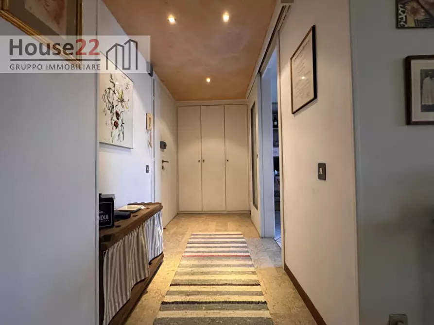 Immagine 9 di Appartamento in vendita  in Stradella dei Cappuccini 11 a Vicenza