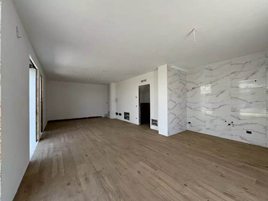 Immagine 3 di Casa trifamiliare in vendita  in VIA GUARESCHI a Monselice