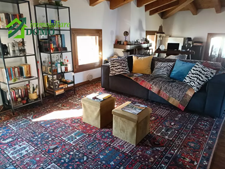 Immagine 1 di Appartamento in vendita  in schio a Schio