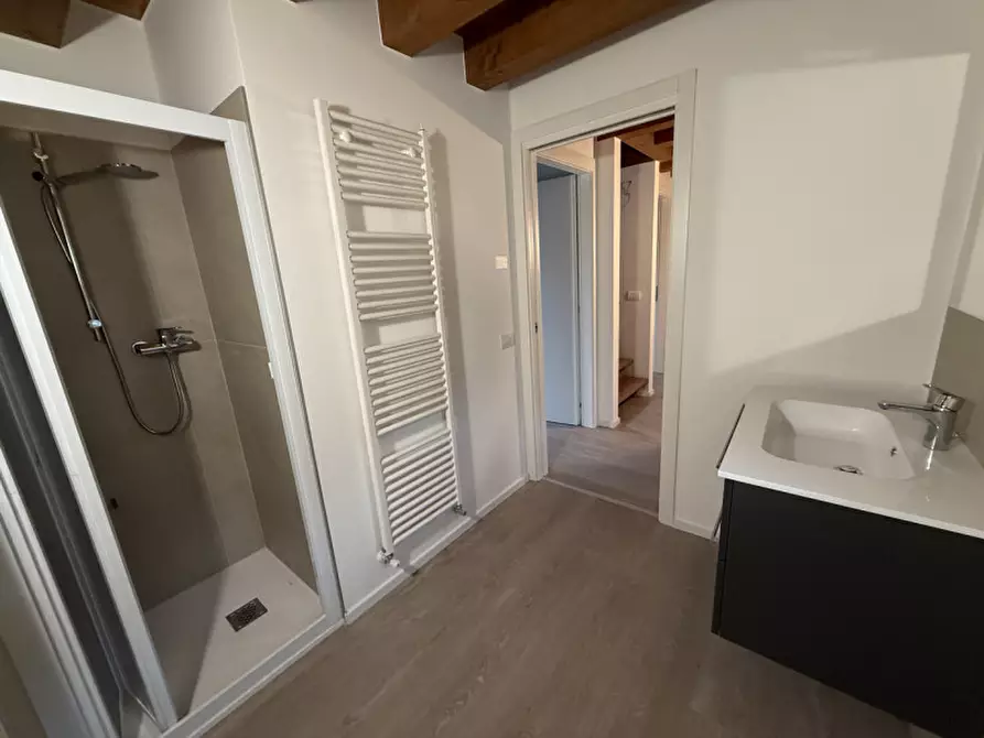 Immagine 14 di Villetta a schiera in vendita  in Via Scandolaro a San Giovanni Ilarione