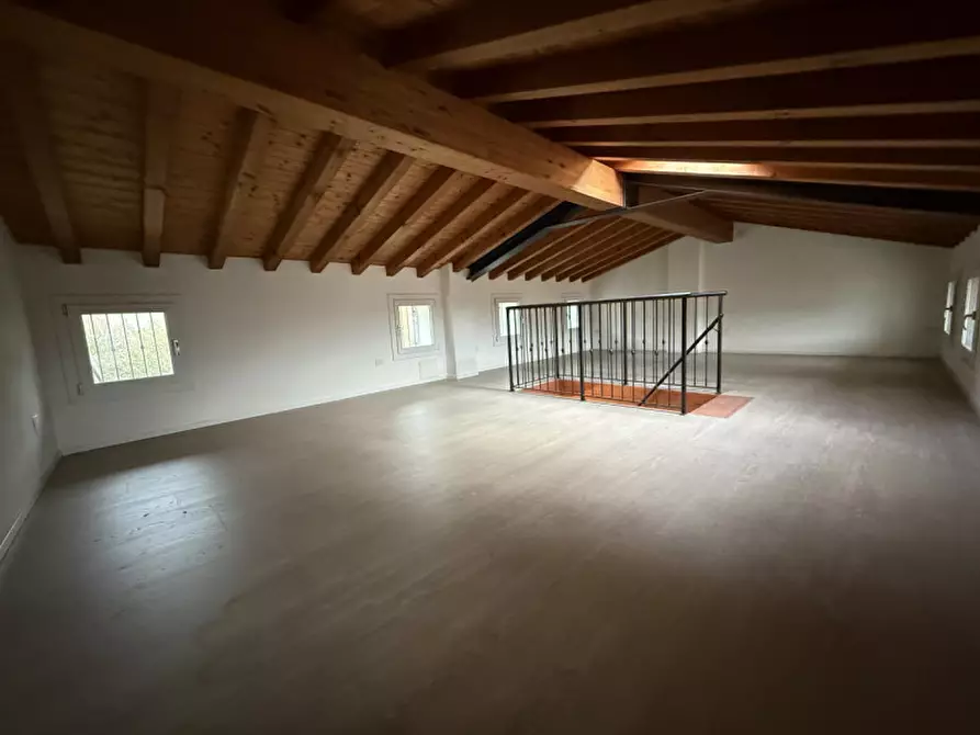 Immagine 16 di Villetta a schiera in vendita  in Via Scandolaro a San Giovanni Ilarione