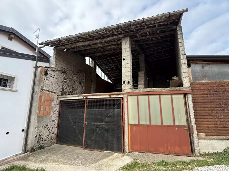 Immagine 17 di Villetta a schiera in vendita  in Via Scandolaro a San Giovanni Ilarione