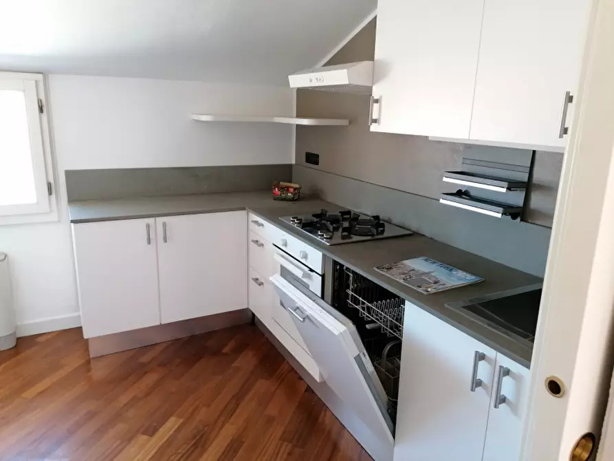 Immagine 4 di Appartamento in affitto  in via Rua Frati Minori a Modena