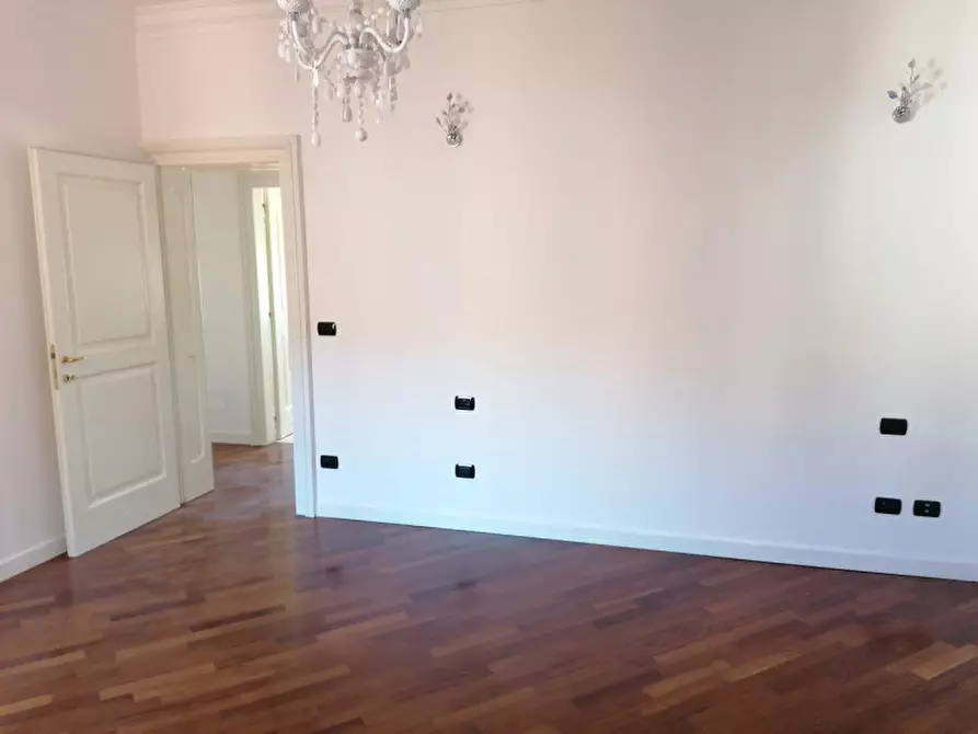 Immagine 8 di Appartamento in affitto  in via Rua Frati Minori a Modena