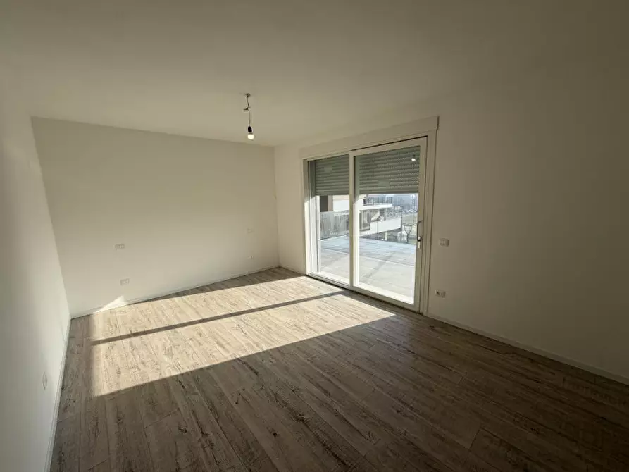 Immagine 8 di Attico in vendita  a Montegrotto Terme