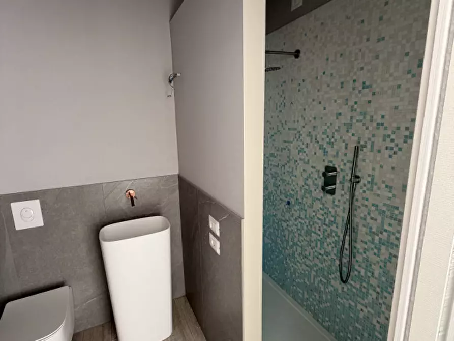 Immagine 9 di Attico in vendita  a Montegrotto Terme