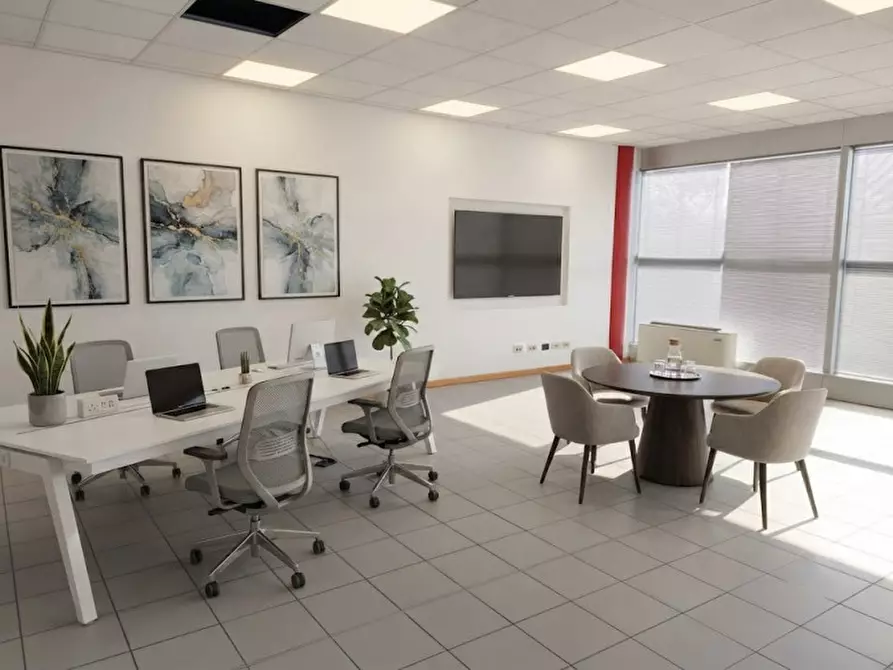 Immagine 7 di Ufficio in affitto  in Via Olmo a Vicenza