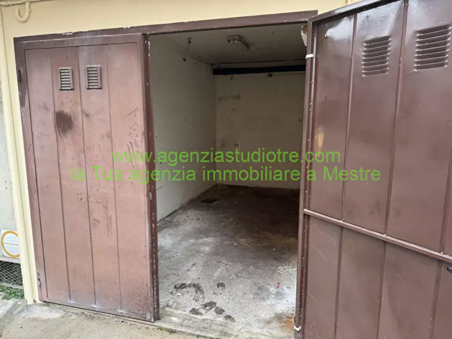 Immagine 23 di Appartamento in vendita  in Via Forte Marghera a Venezia